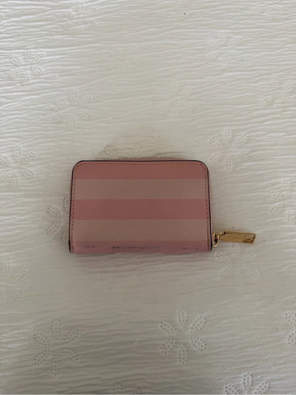 Victoria's Secret Pink Striped Zip-Around Wallet with Gold Logo - Picture 2 of 6